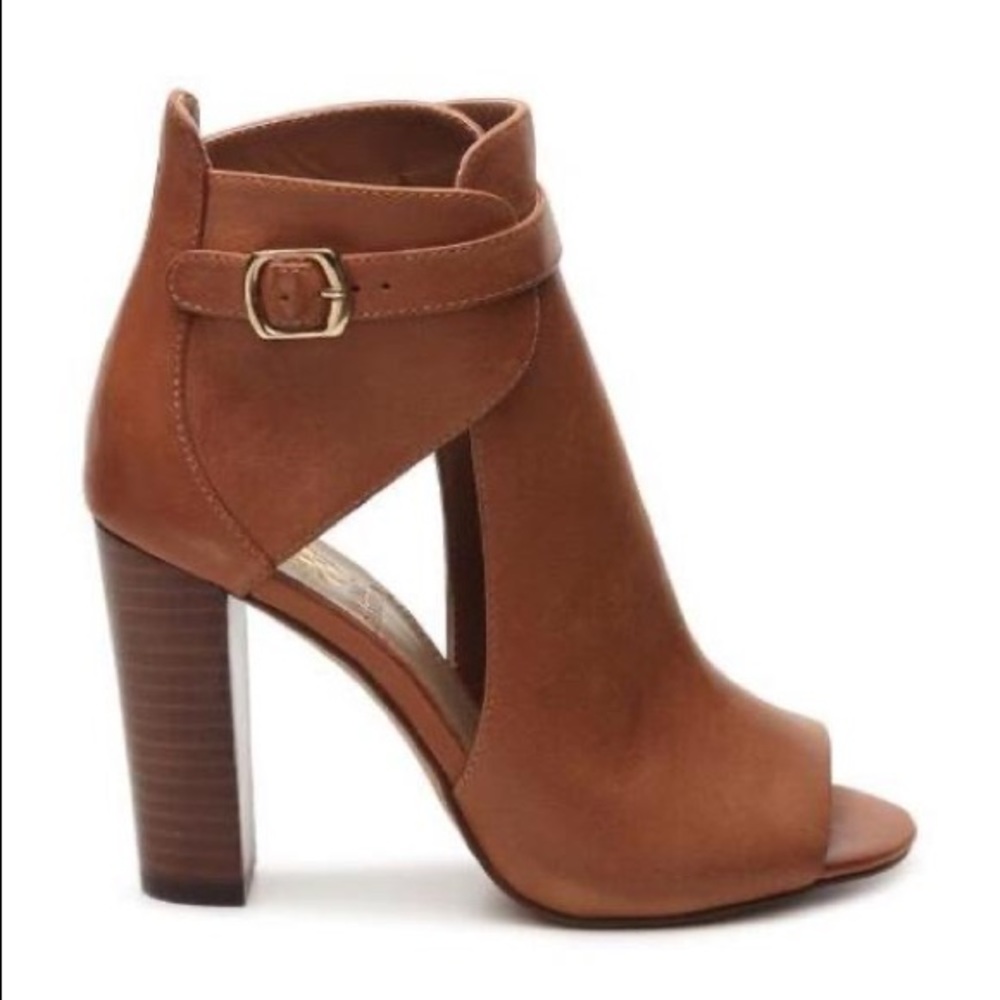 Vince Camuto Venica Whiskey Barrel - Size 7